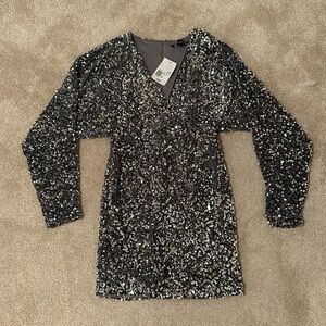 Forever 21 long sleeve sequin mini dress, size small, NWT